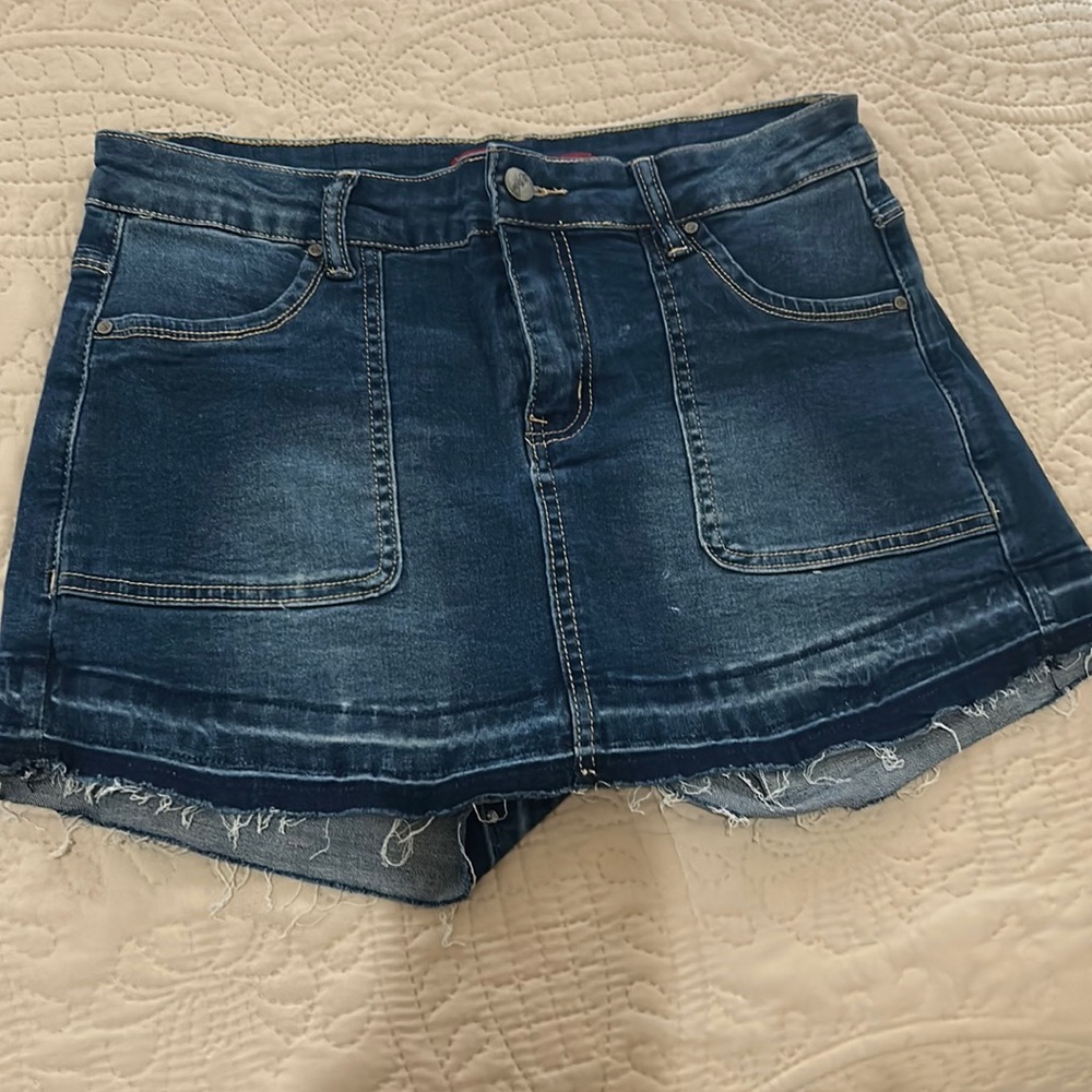 Short mini skirt and short